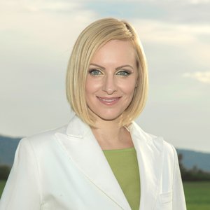ANJA KRIŽNIK TOMAŽIN