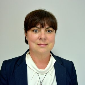 JANA MIKLAVČIČ